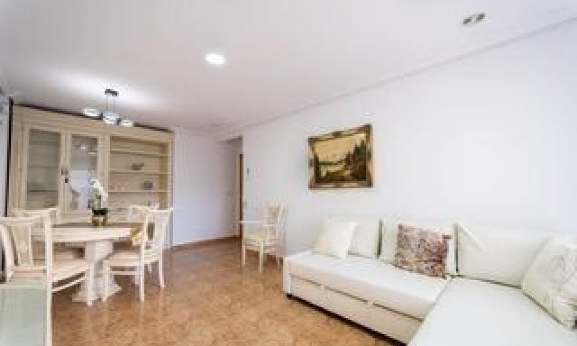 Használt Ingatlanok - Apartman -
Torrevieja - Playa del Cura