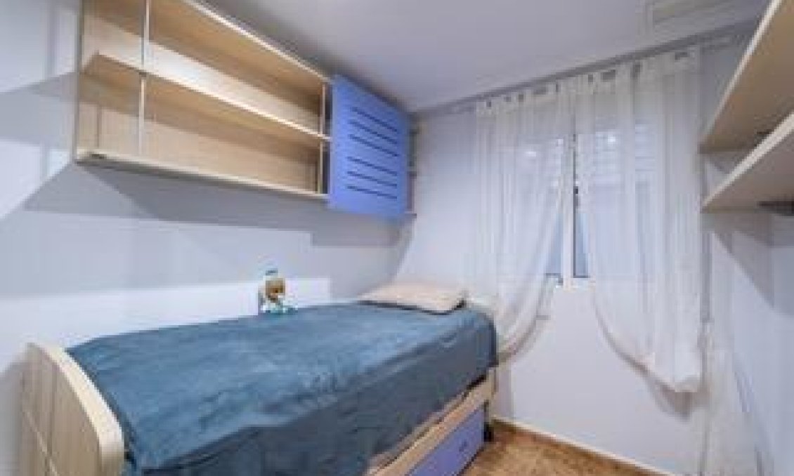 Használt Ingatlanok - Apartman -
Torrevieja - Playa del Cura