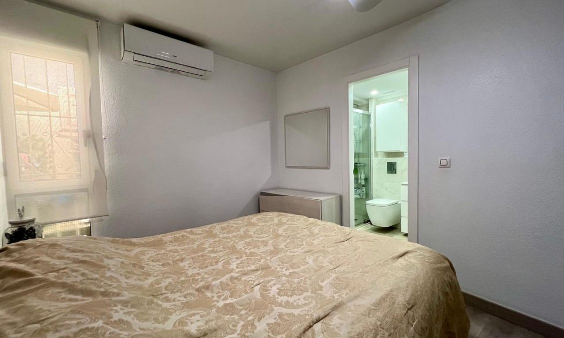Segunda mano - Apartamento -
Torrevieja - Costa Blanca