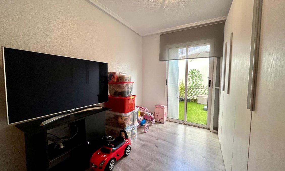 Segunda mano - Apartamento -
Torrevieja - Costa Blanca