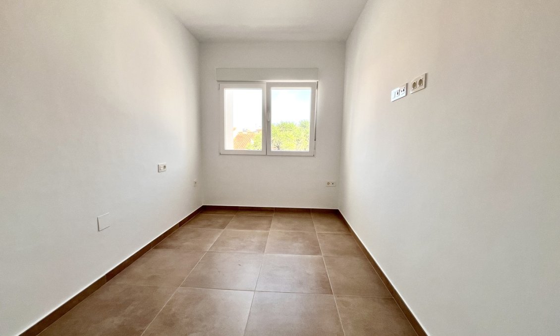 Resale - Town House -
Pilar de la Horadada - Costa Blanca