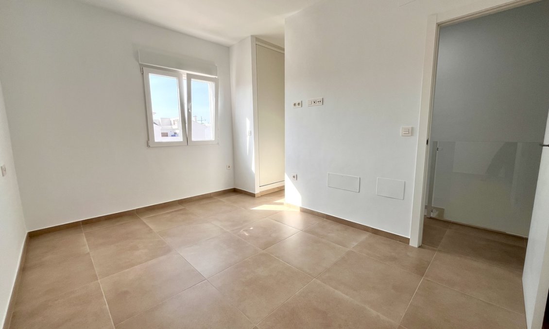 Resale - Town House -
Pilar de la Horadada - Costa Blanca