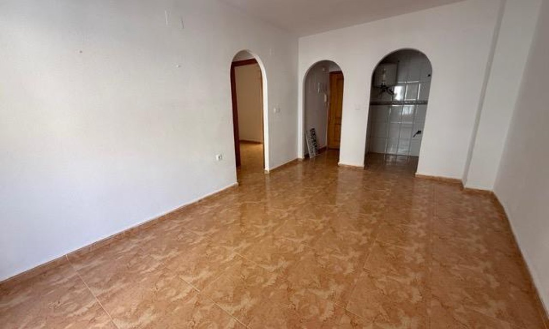 Használt Ingatlanok - Apartman -
Torrevieja - Playa del Cura