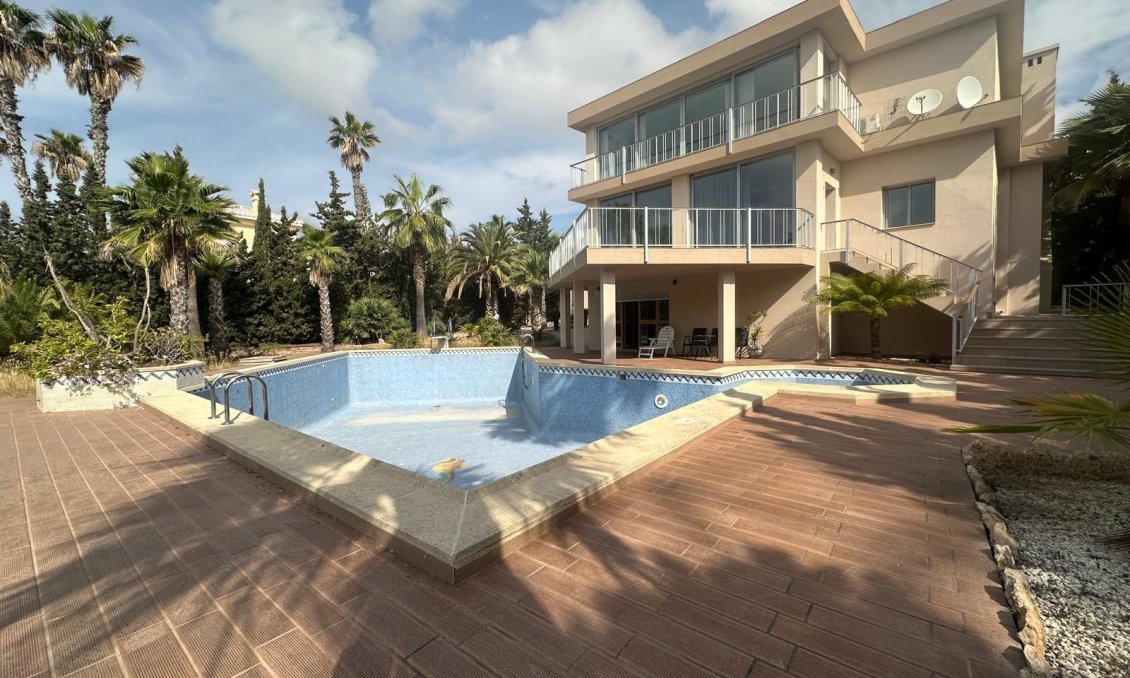 Segunda mano - Villa -
Ciudad Quesada - Costa Blanca Sur