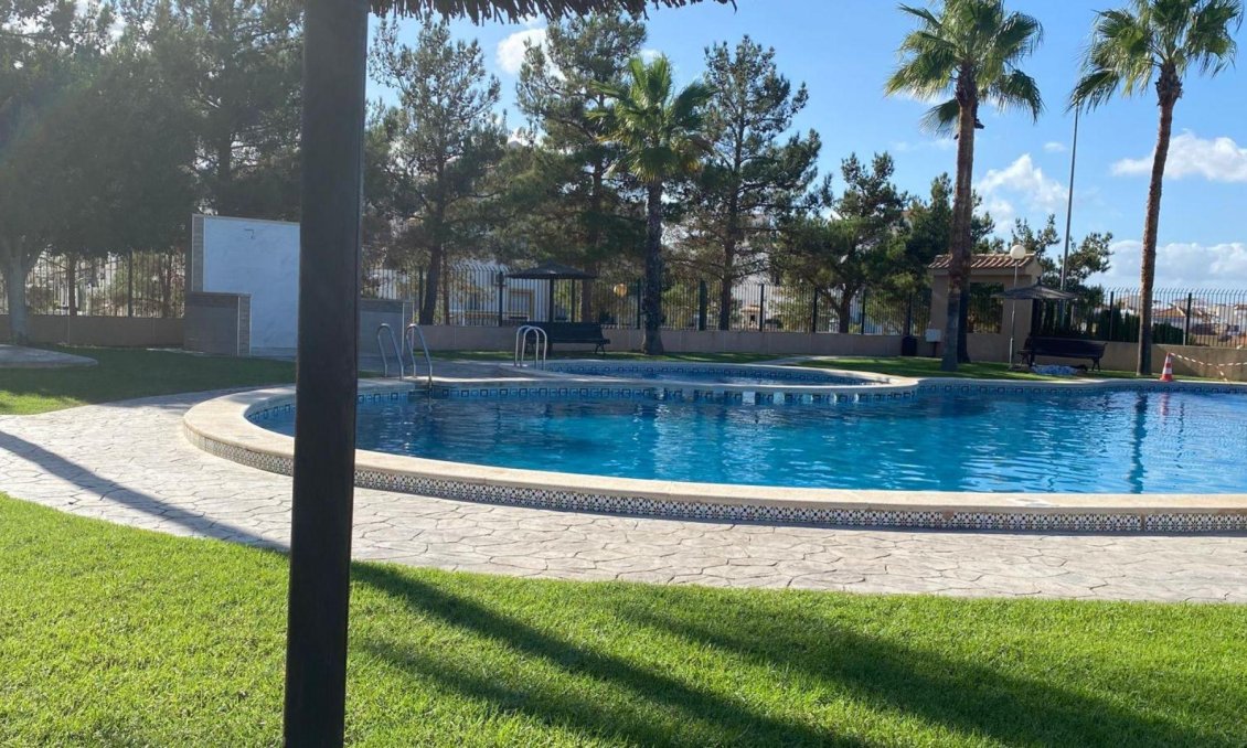 Segunda mano - Semi Detached -
Torrevieja - Los Balcones