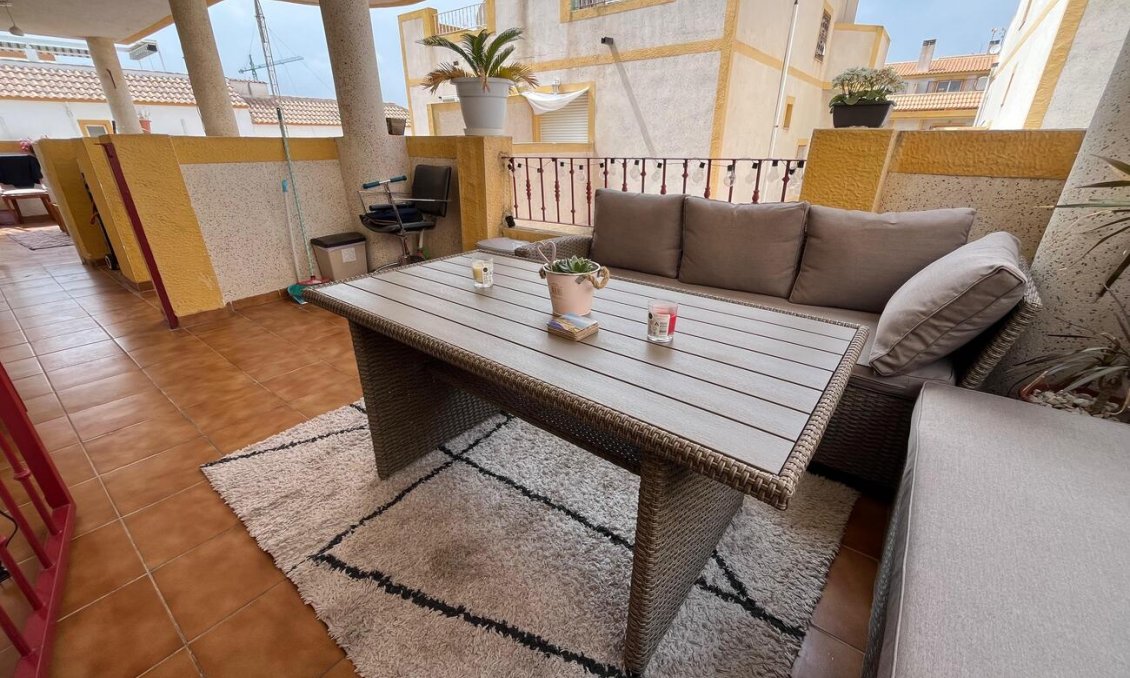 Segunda mano - Town House Penthouse -
Torrevieja - La Florida