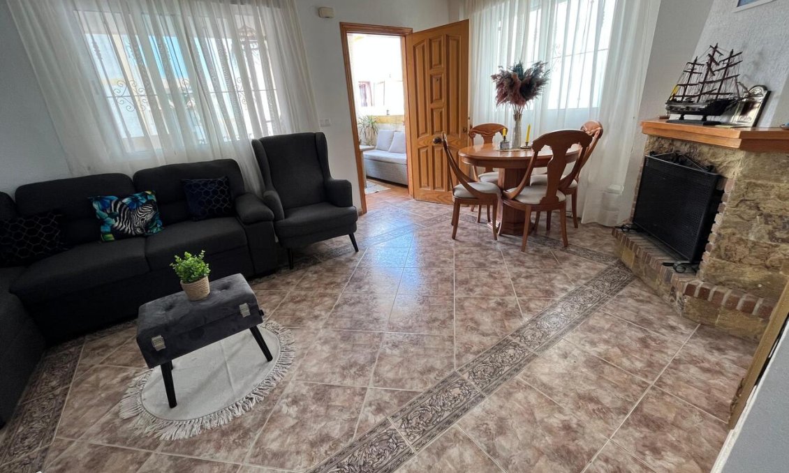 Segunda mano - Town House Penthouse -
Torrevieja - La Florida