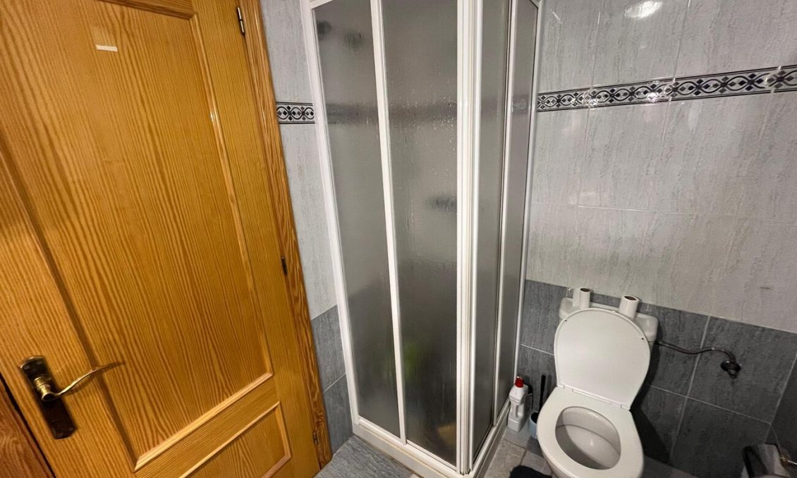 Segunda mano - Town House Penthouse -
Torrevieja - La Florida