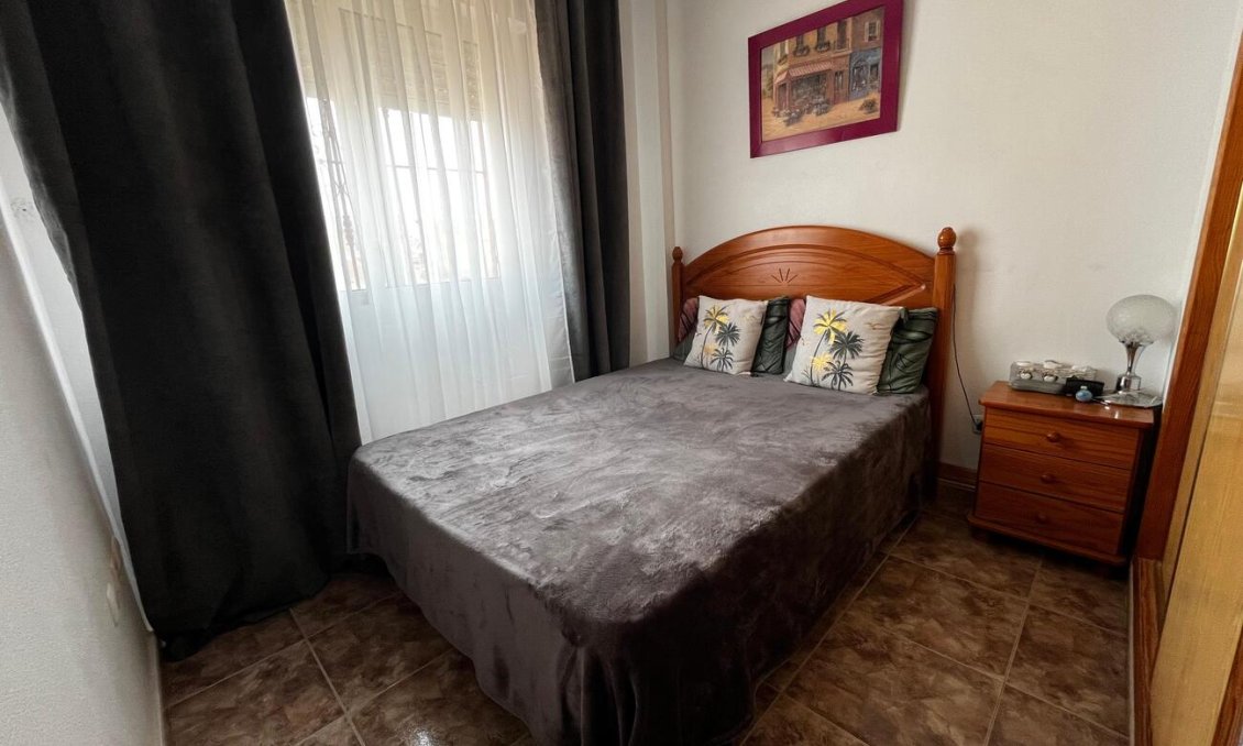 Segunda mano - Town House Penthouse -
Torrevieja - La Florida