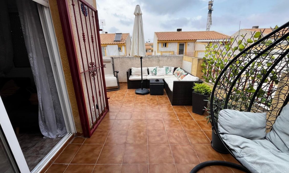 Segunda mano - Town House Penthouse -
Torrevieja - La Florida