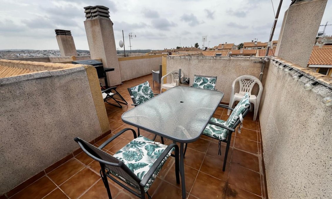 Segunda mano - Town House Penthouse -
Torrevieja - La Florida