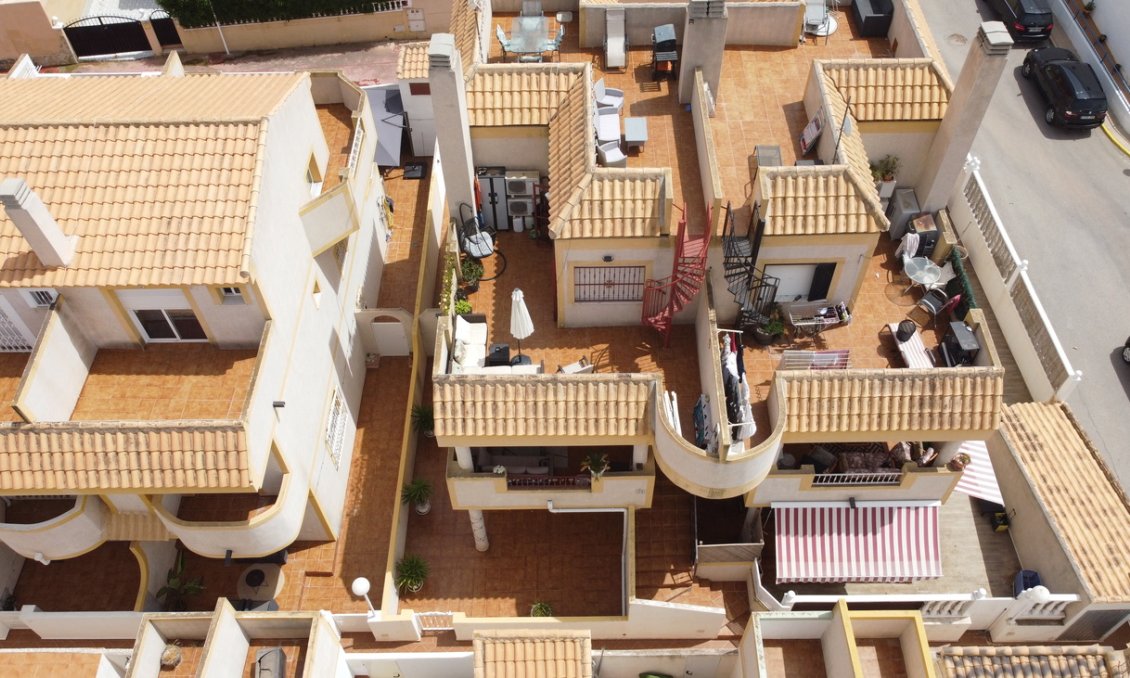 Segunda mano - Town House Penthouse -
Torrevieja - La Florida