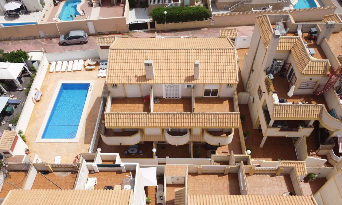 Segunda mano - Town House Penthouse -
Torrevieja - La Florida