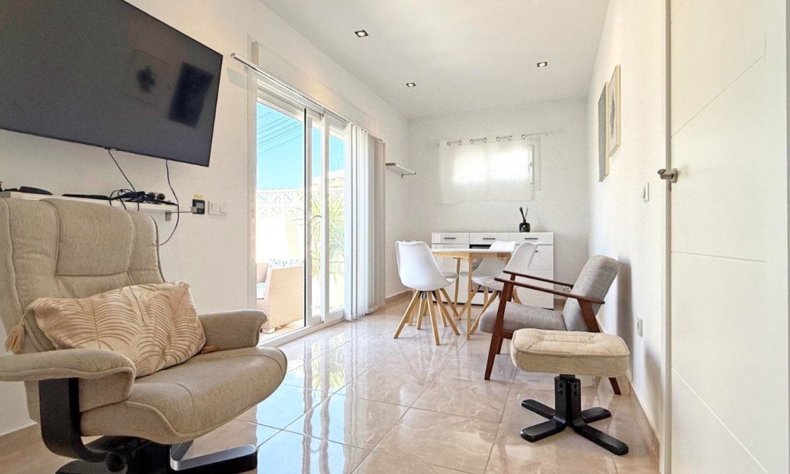 Segunda mano - Bungalow -
Torrevieja - Costa Blanca