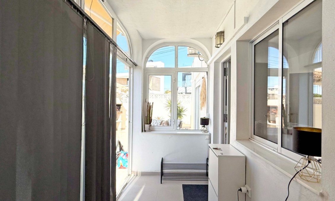 Segunda mano - Bungalow -
Torrevieja - Costa Blanca