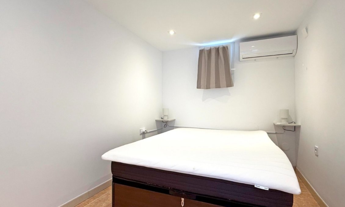 Segunda mano - Bungalow -
Torrevieja - Costa Blanca