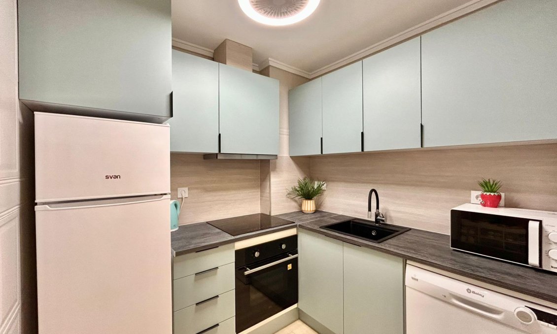 Segunda mano - Apartamento -
Torrevieja - Playa del Cura