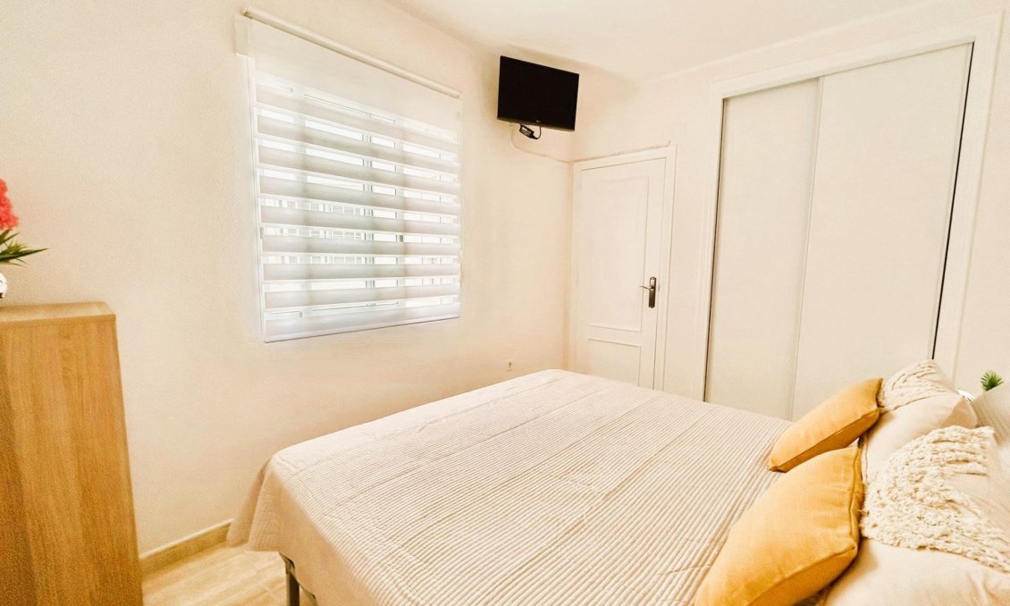 Segunda mano - Apartamento -
Torrevieja - Playa del Cura