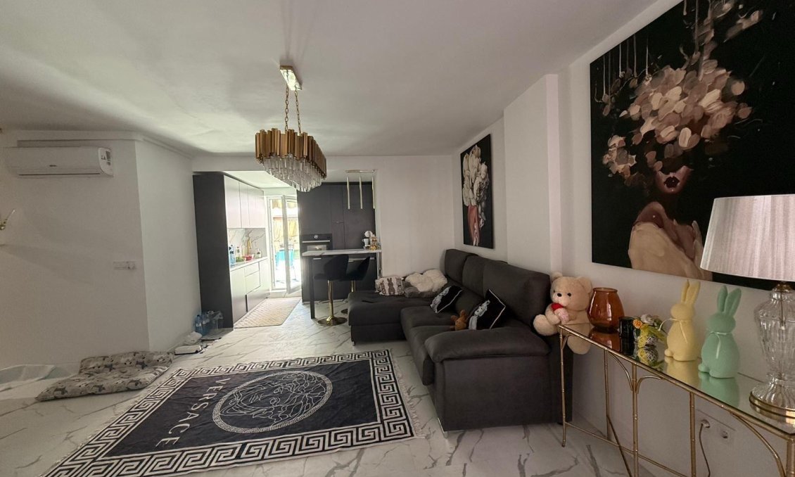 Használt Ingatlanok - Apartman -
Torrevieja - Playa del Cura