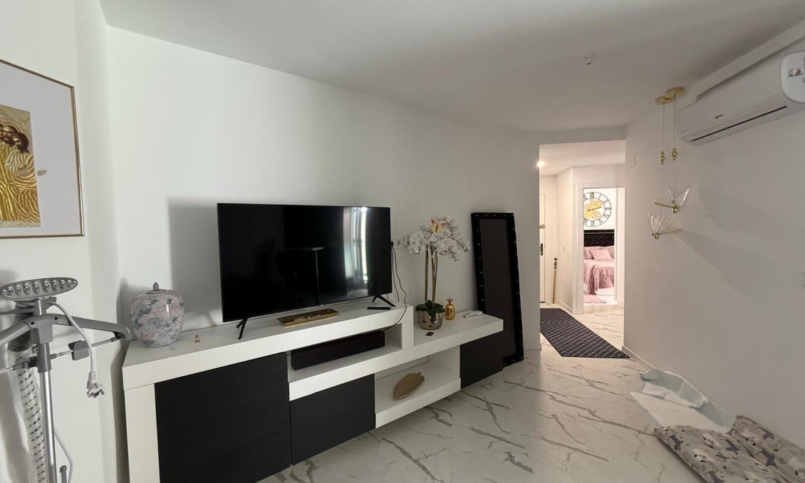 Használt Ingatlanok - Apartman -
Torrevieja - Playa del Cura