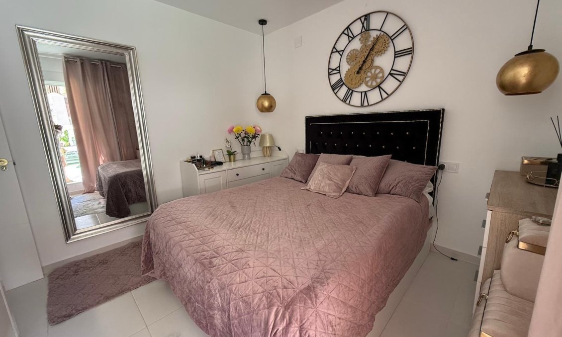 Használt Ingatlanok - Apartman -
Torrevieja - Playa del Cura