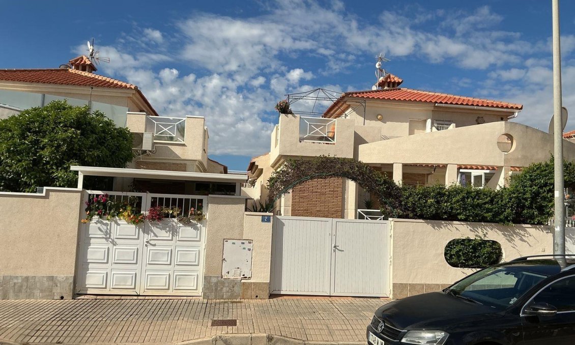 Segunda mano - Semi Detached -
Orihuela Costa - Playa Flamenca