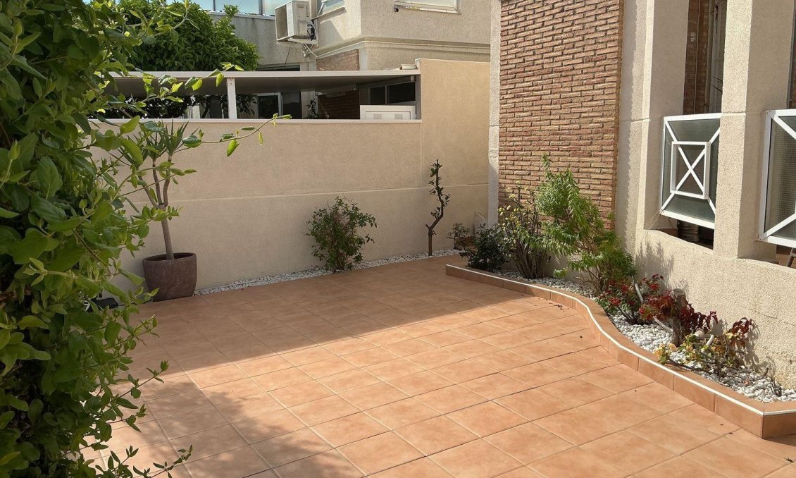 Segunda mano - Semi Detached -
Orihuela Costa - Playa Flamenca