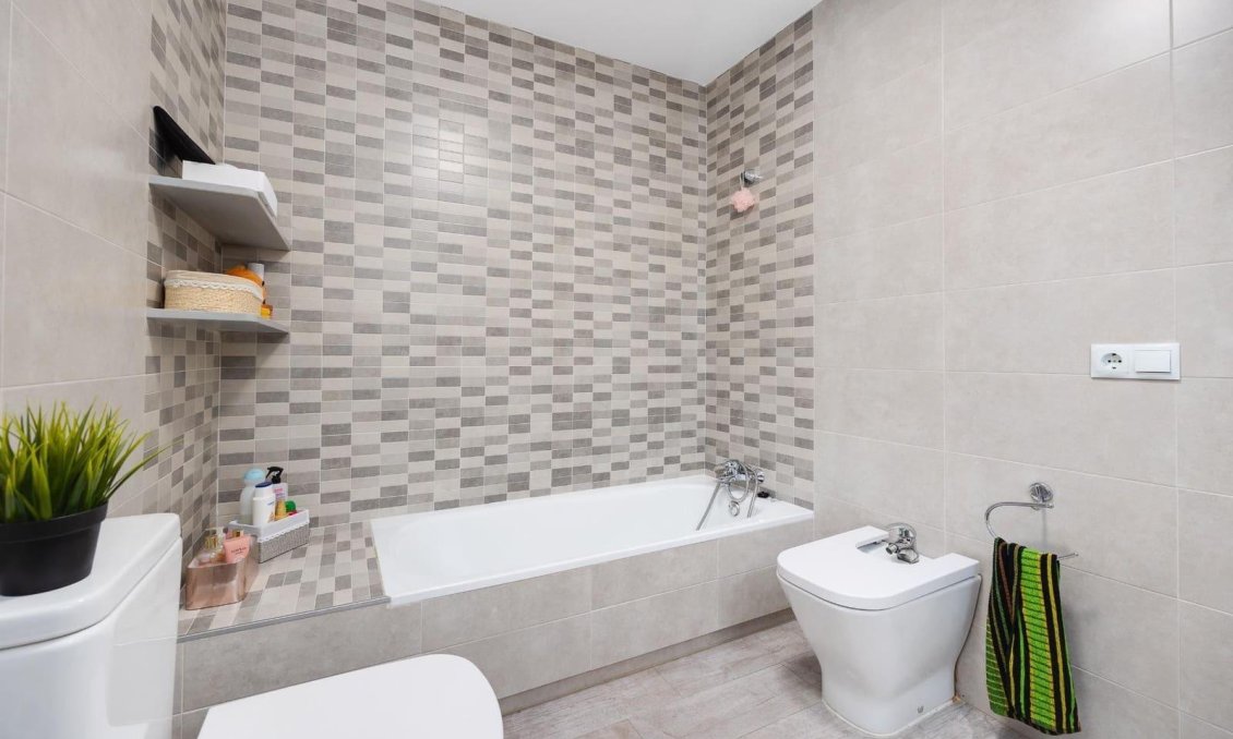 Segunda mano - Apartamento -
Torrevieja - Paseo Maritimo