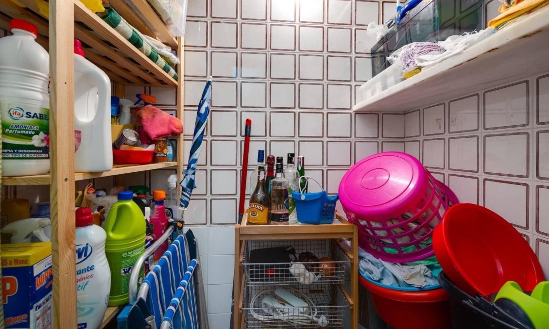 Segunda mano - Apartamento -
Torrevieja - Paseo Maritimo