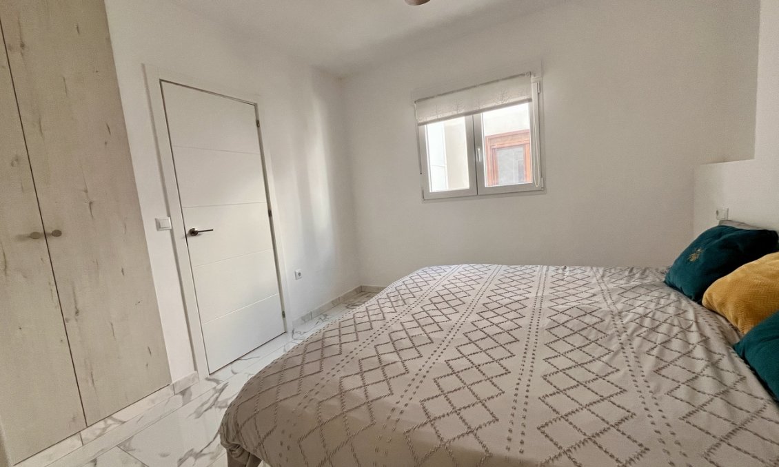 Wiederverkauf - Wohnung -
Villamartin - Costa Blanca