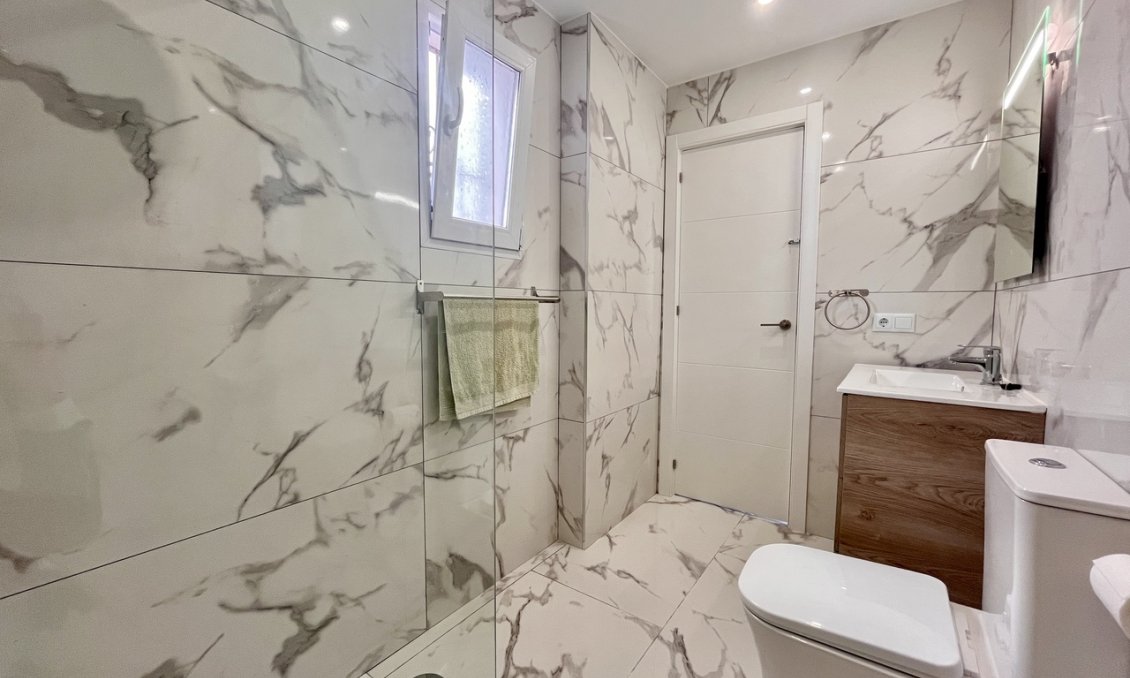 Wiederverkauf - Wohnung -
Villamartin - Costa Blanca