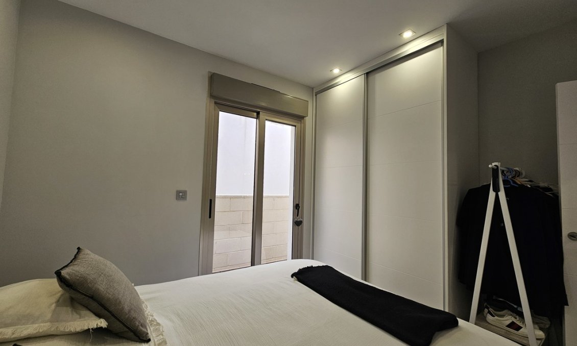 Segunda mano - Villa -
Villamartin - Costa Blanca