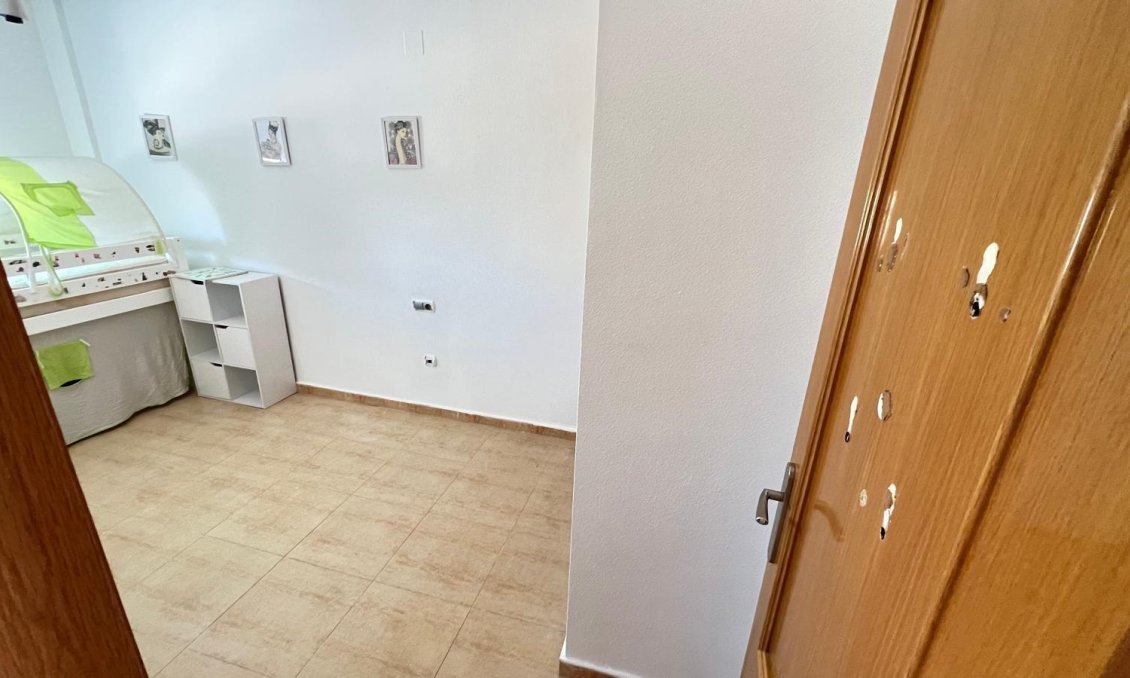 Segunda mano - Apartamento -
Orihuela Costa - Villamartín