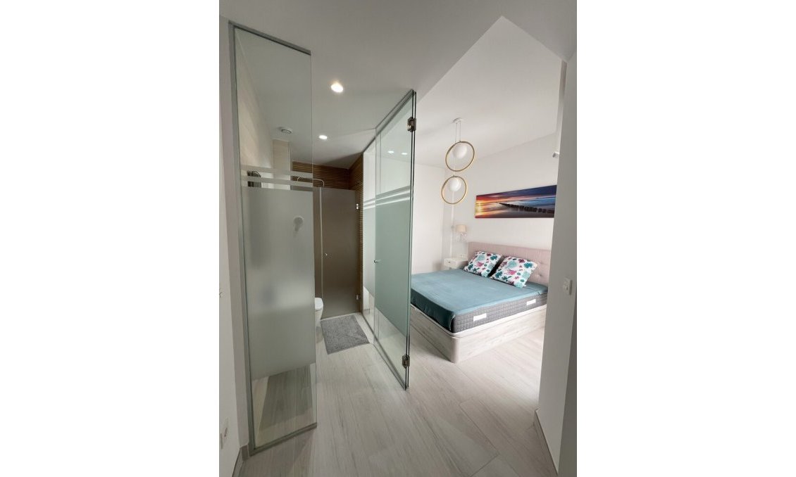 Segunda mano - Apartamento -
Torrevieja - Playa del Cura