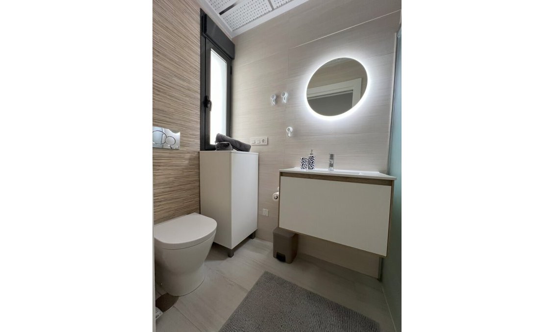 Segunda mano - Apartamento -
Torrevieja - Playa del Cura