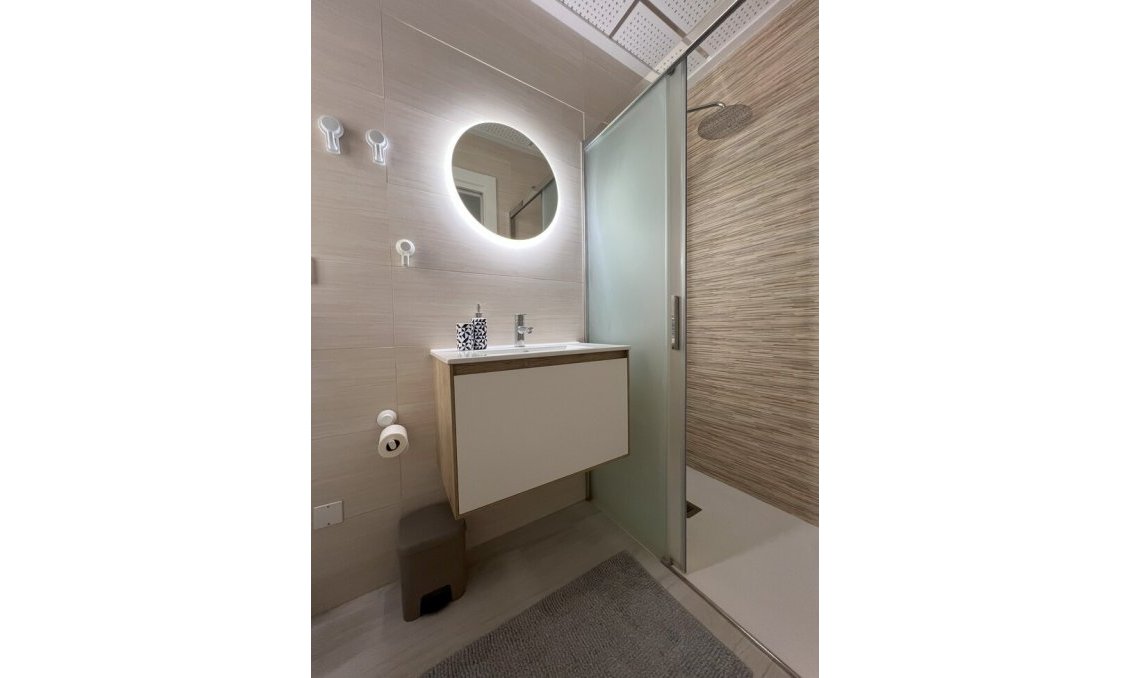 Segunda mano - Apartamento -
Torrevieja - Playa del Cura