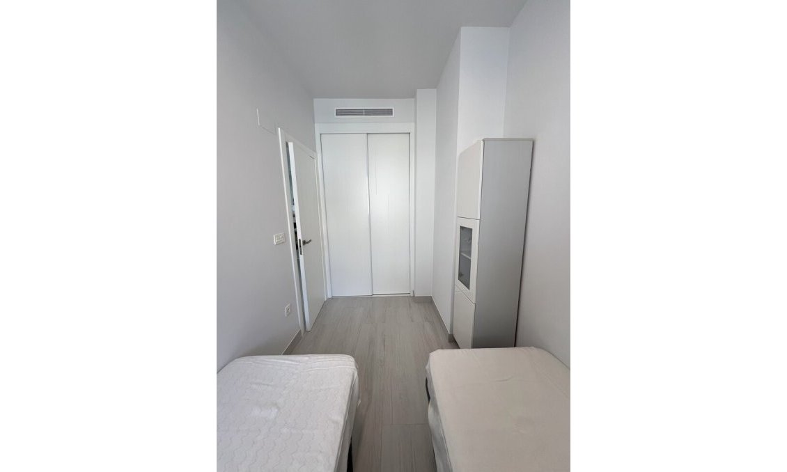 Segunda mano - Apartamento -
Torrevieja - Playa del Cura