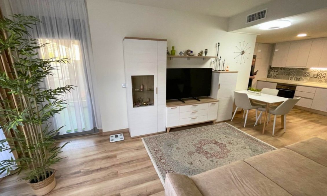 Segunda mano - Bungalow -
Torrevieja - Costa Blanca