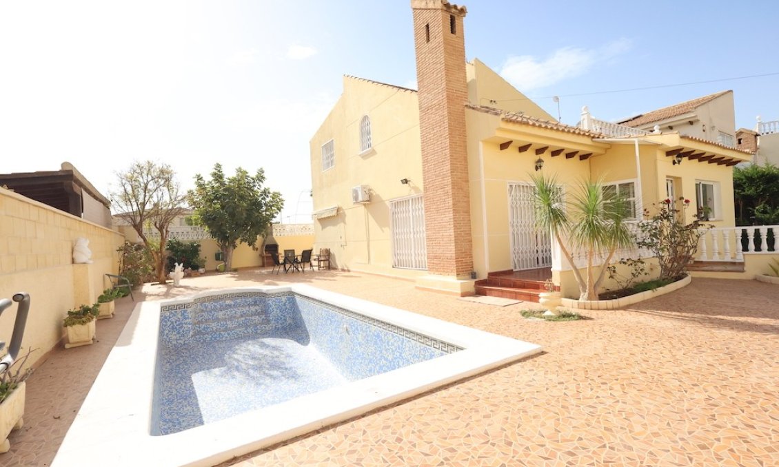 Segunda mano - Villa -
Playa Flamenca - Costa Blanca