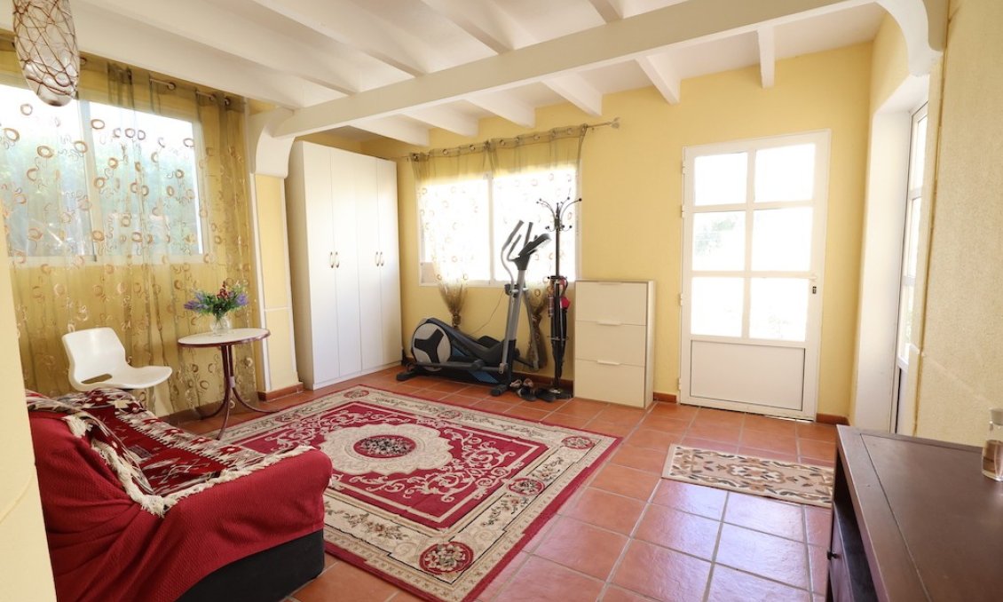 Segunda mano - Villa -
Playa Flamenca - Costa Blanca