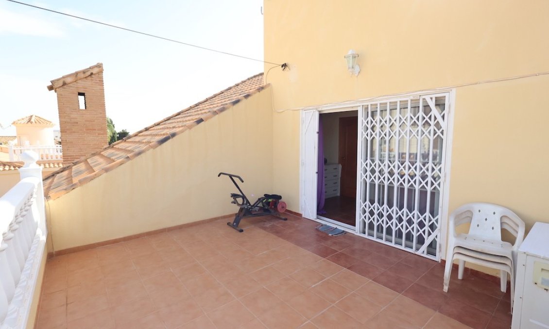 Segunda mano - Villa -
Playa Flamenca - Costa Blanca