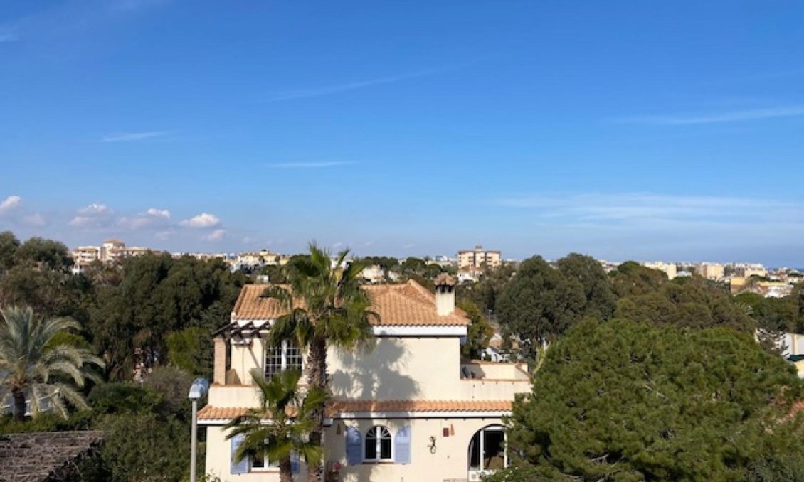 Segunda mano - Villa -
Orihuela Costa - Costa Blanca