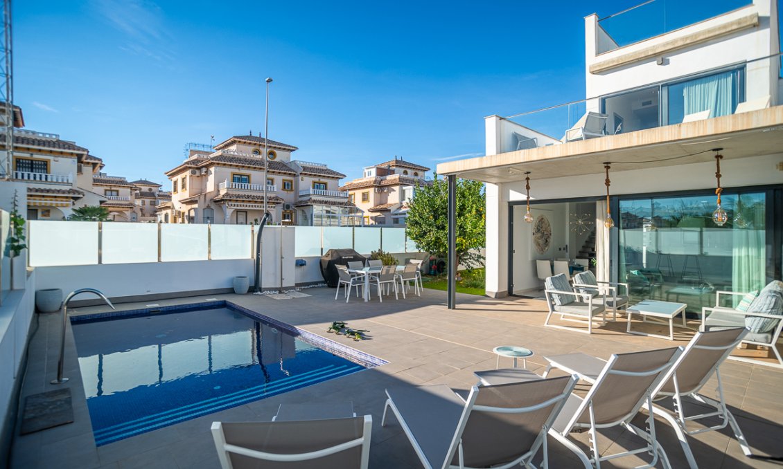 Segunda mano - Villa -
Orihuela Costa - Costa Blanca