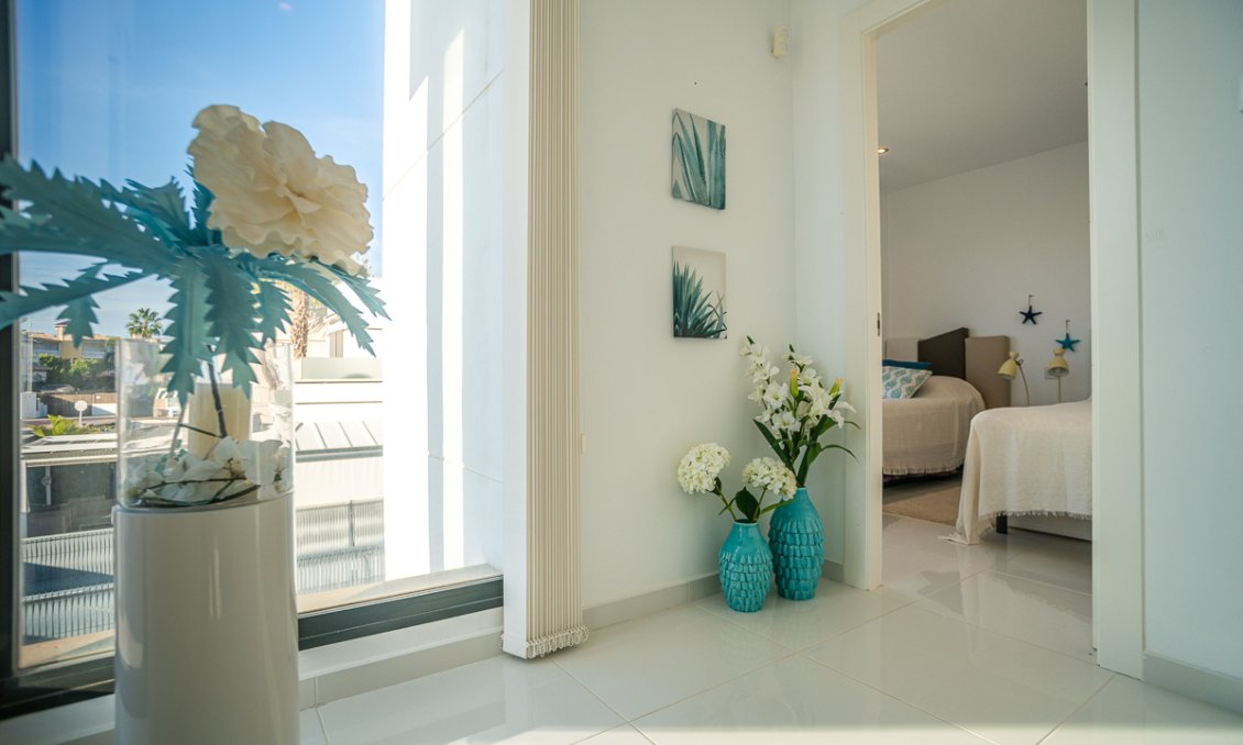 Segunda mano - Villa -
Orihuela Costa - Costa Blanca