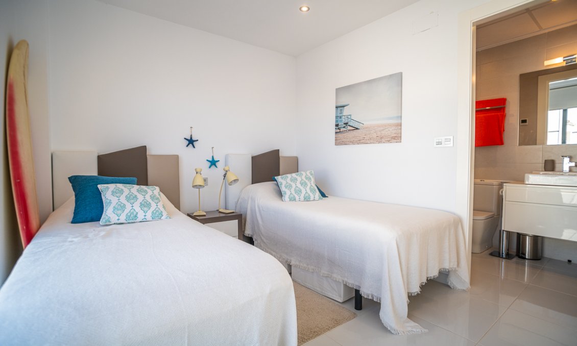 Segunda mano - Villa -
Orihuela Costa - Costa Blanca