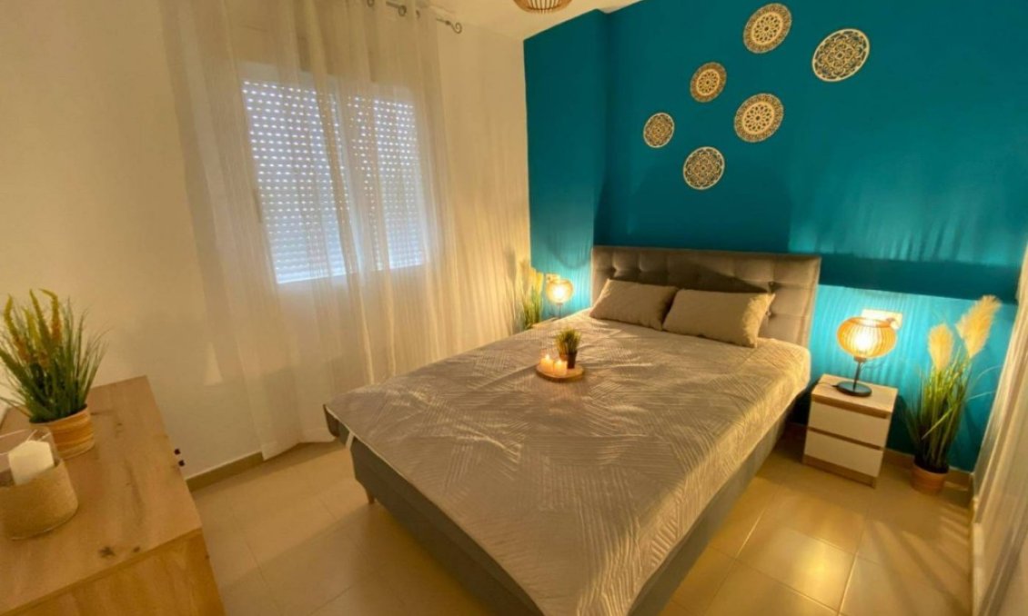 Segunda mano - Apartamento -
Playa De Los Naufragos - Costa Blanca