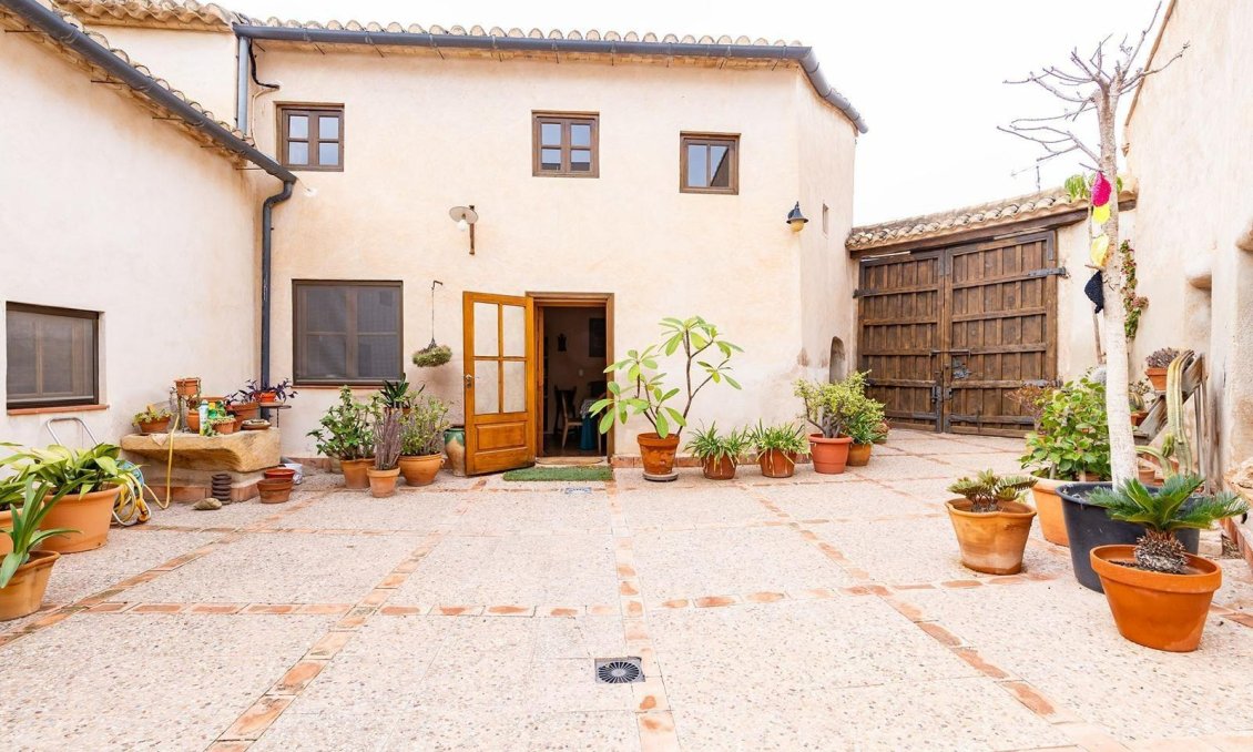 Resale - Town House -
Los Martinez Del Puerto - Los Martínez Del Puerto