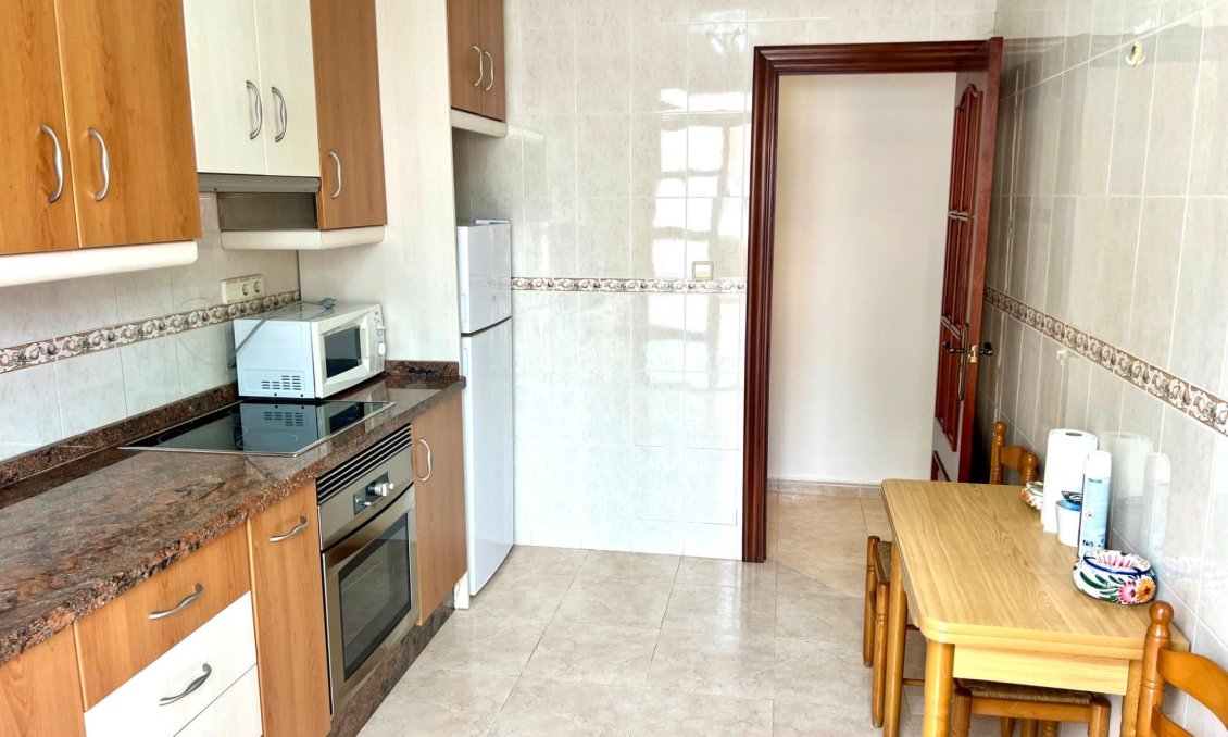 Segunda mano - Apartamento -
Torrevieja - Playa De Los Naufragos