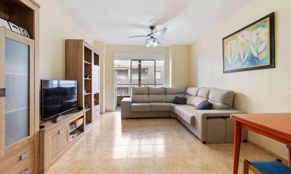 Segunda mano - Apartamento -
Torrevieja - Acequion