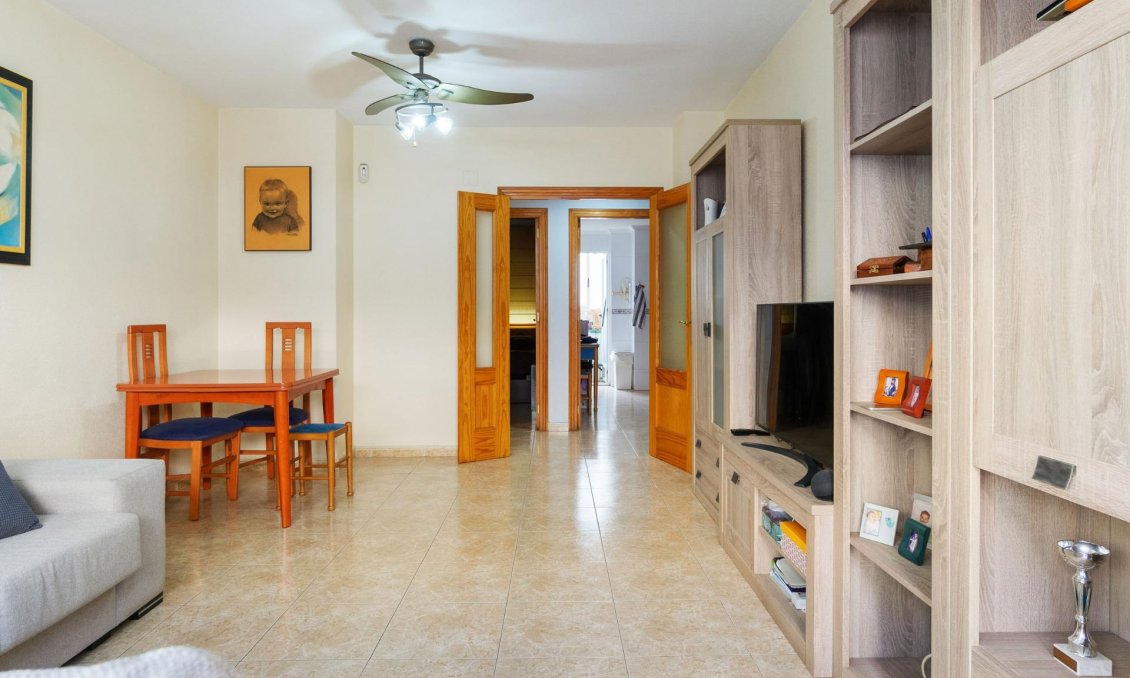 Segunda mano - Apartamento -
Torrevieja - Acequion